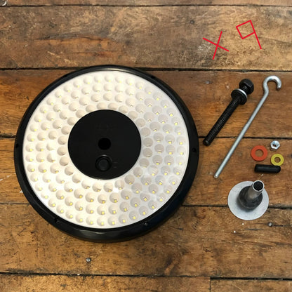 Disc in the Dark UV Solar-Powered Basket Light